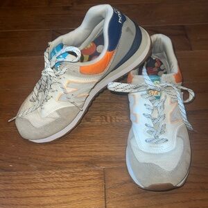 Men’s/Youth New Balance 574 in Orange and Navy